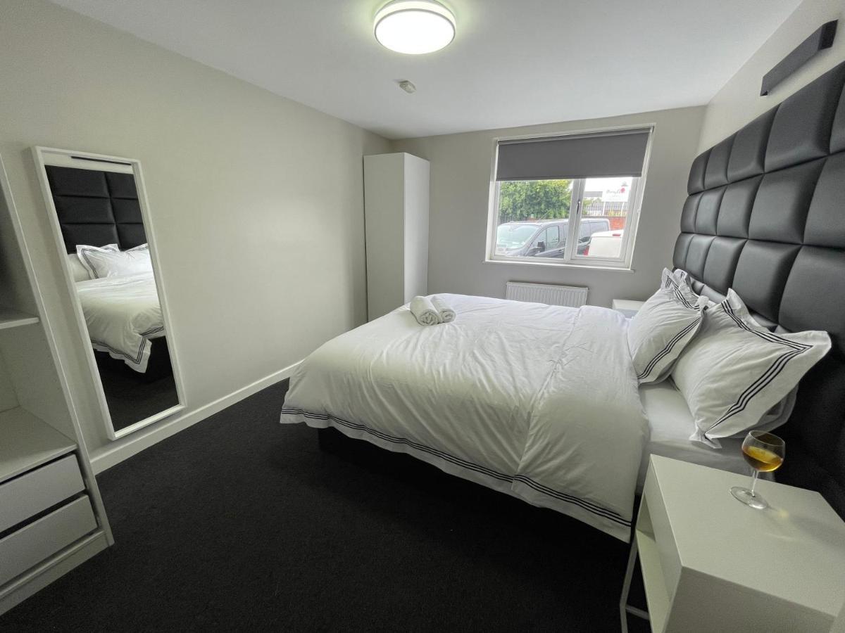 Mays Apartments - 102 Mill Street, Free Parking, 2 Minute Walk To Baltic Market And City Centre - Apartments Sleep 1-10 Guests Ливерпуль Экстерьер фото