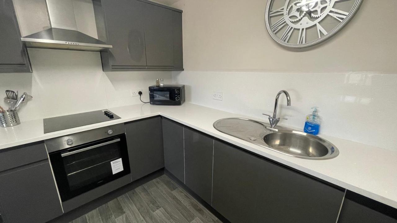 Mays Apartments - 102 Mill Street, Free Parking, 2 Minute Walk To Baltic Market And City Centre - Apartments Sleep 1-10 Guests Ливерпуль Экстерьер фото