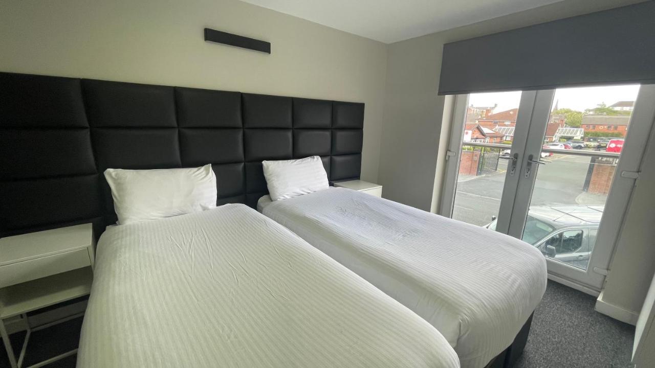 Mays Apartments - 102 Mill Street, Free Parking, 2 Minute Walk To Baltic Market And City Centre - Apartments Sleep 1-10 Guests Ливерпуль Экстерьер фото