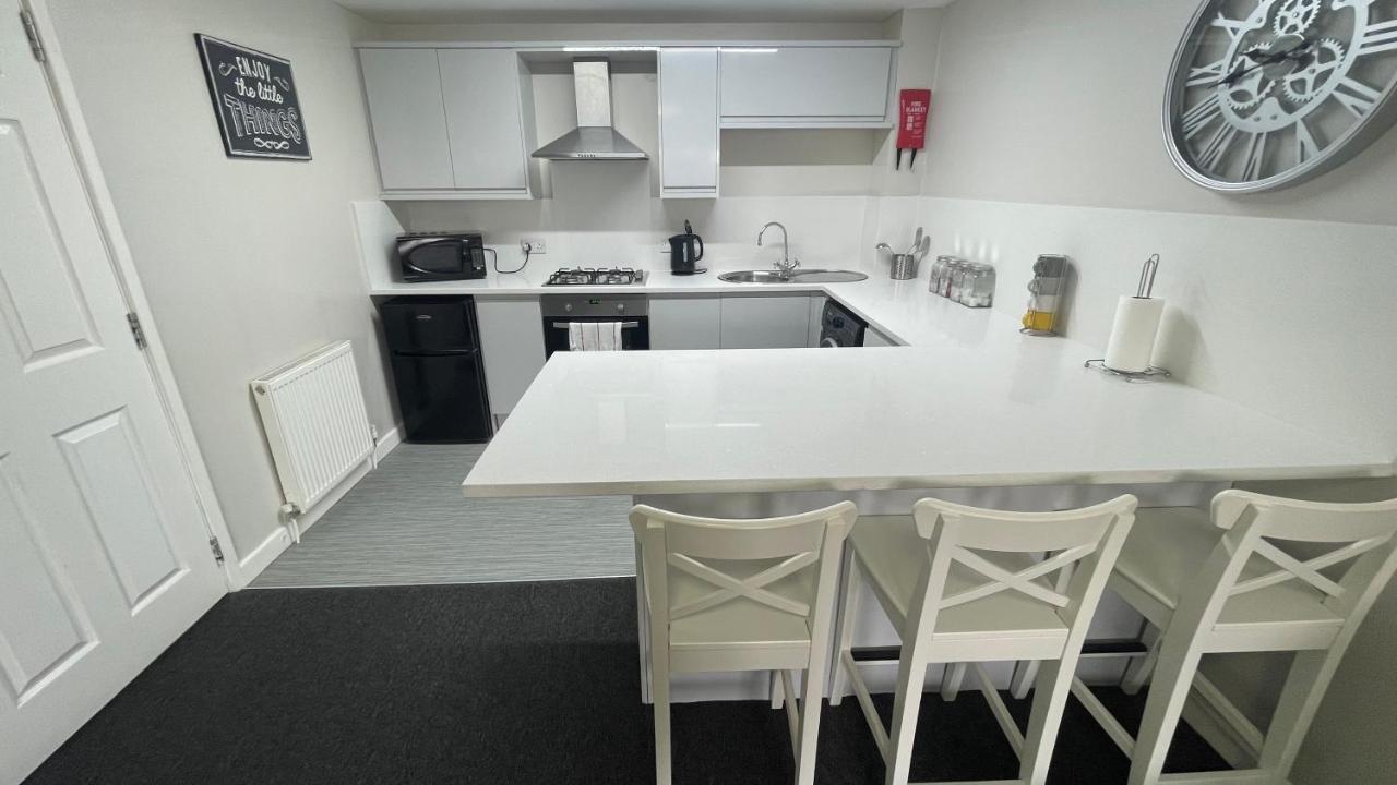 Mays Apartments - 102 Mill Street, Free Parking, 2 Minute Walk To Baltic Market And City Centre - Apartments Sleep 1-10 Guests Ливерпуль Экстерьер фото