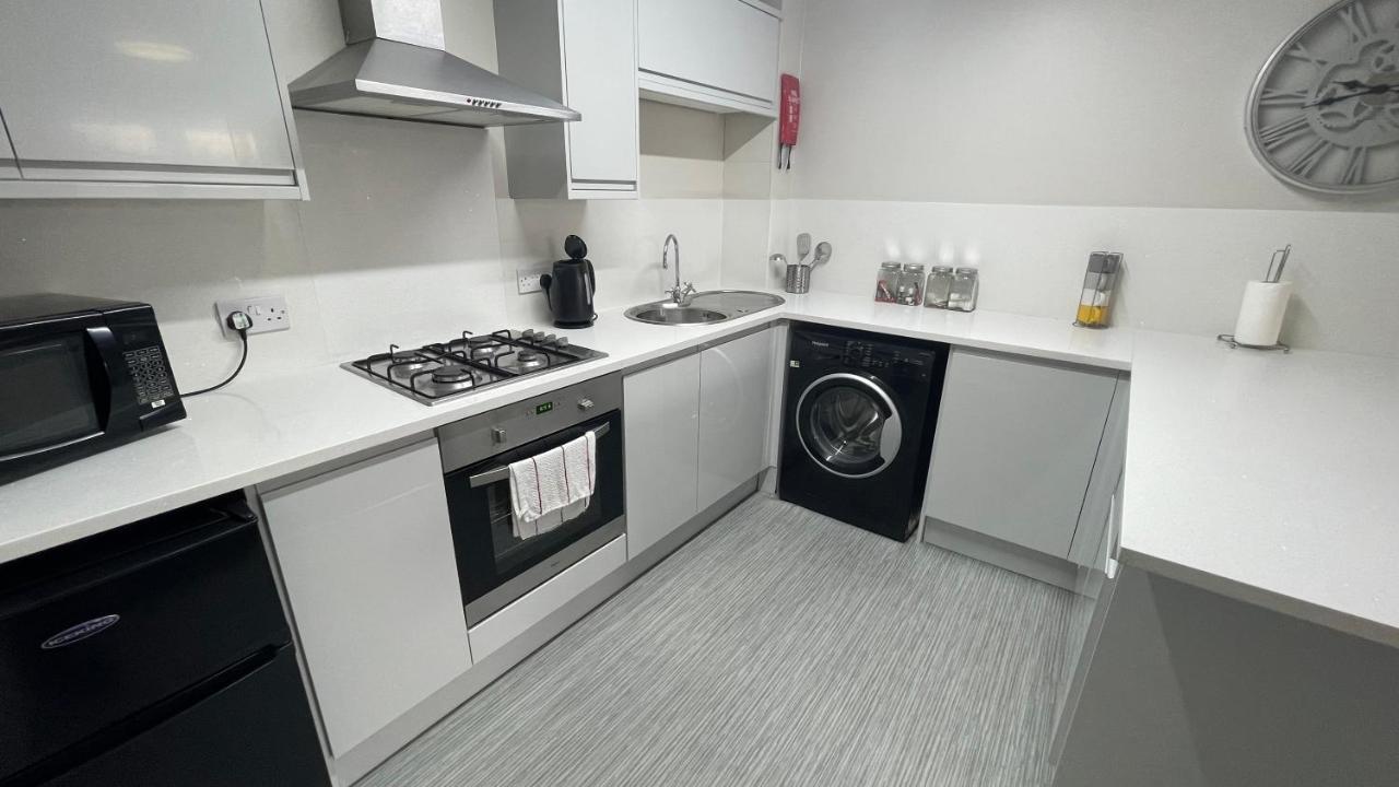 Mays Apartments - 102 Mill Street, Free Parking, 2 Minute Walk To Baltic Market And City Centre - Apartments Sleep 1-10 Guests Ливерпуль Экстерьер фото