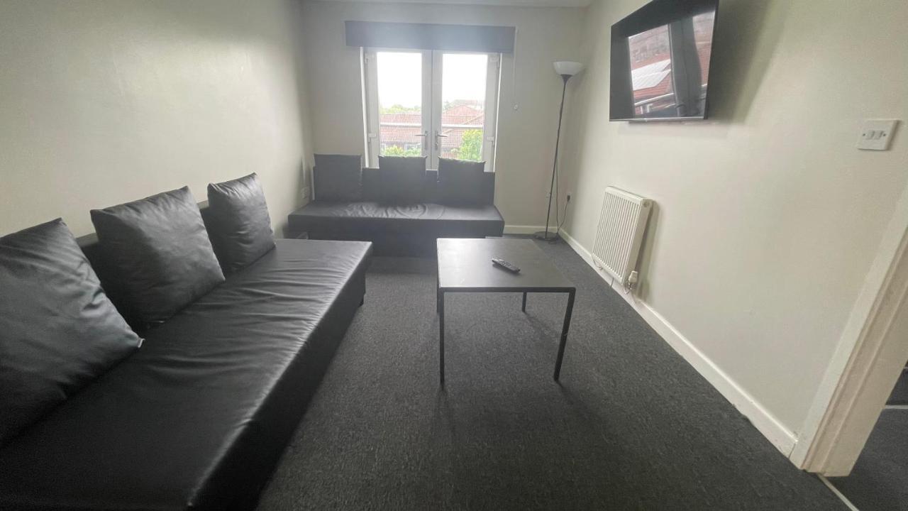 Mays Apartments - 102 Mill Street, Free Parking, 2 Minute Walk To Baltic Market And City Centre - Apartments Sleep 1-10 Guests Ливерпуль Экстерьер фото