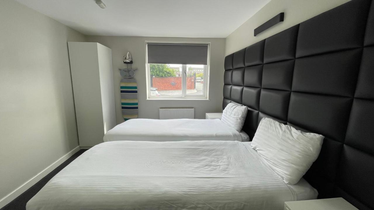 Mays Apartments - 102 Mill Street, Free Parking, 2 Minute Walk To Baltic Market And City Centre - Apartments Sleep 1-10 Guests Ливерпуль Экстерьер фото