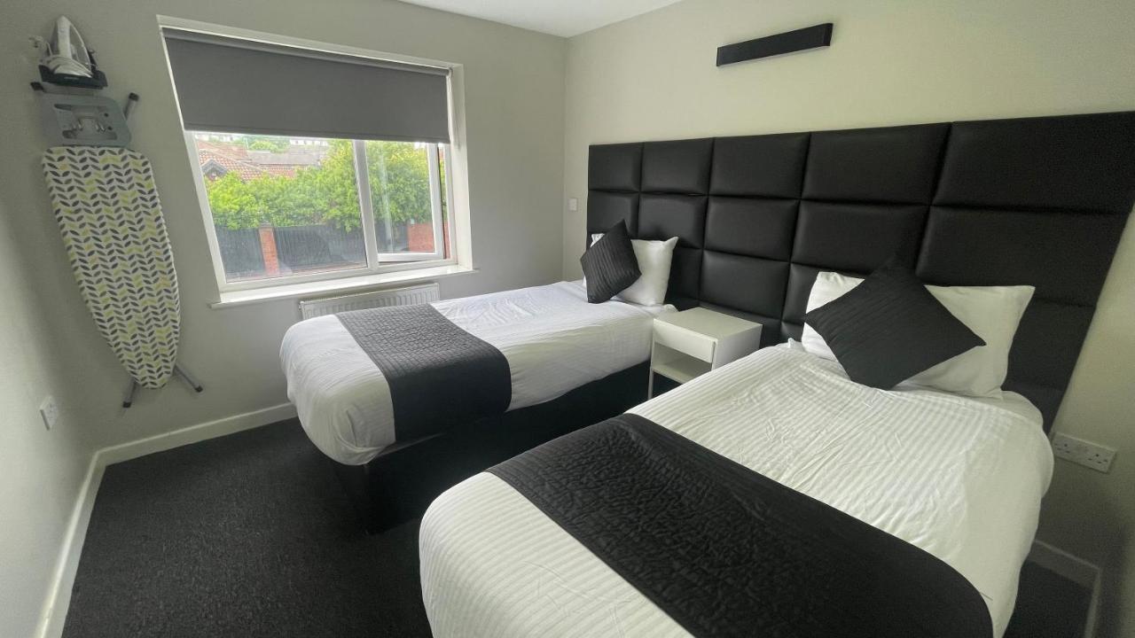 Mays Apartments - 102 Mill Street, Free Parking, 2 Minute Walk To Baltic Market And City Centre - Apartments Sleep 1-10 Guests Ливерпуль Экстерьер фото