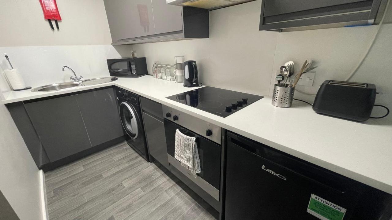Mays Apartments - 102 Mill Street, Free Parking, 2 Minute Walk To Baltic Market And City Centre - Apartments Sleep 1-10 Guests Ливерпуль Экстерьер фото
